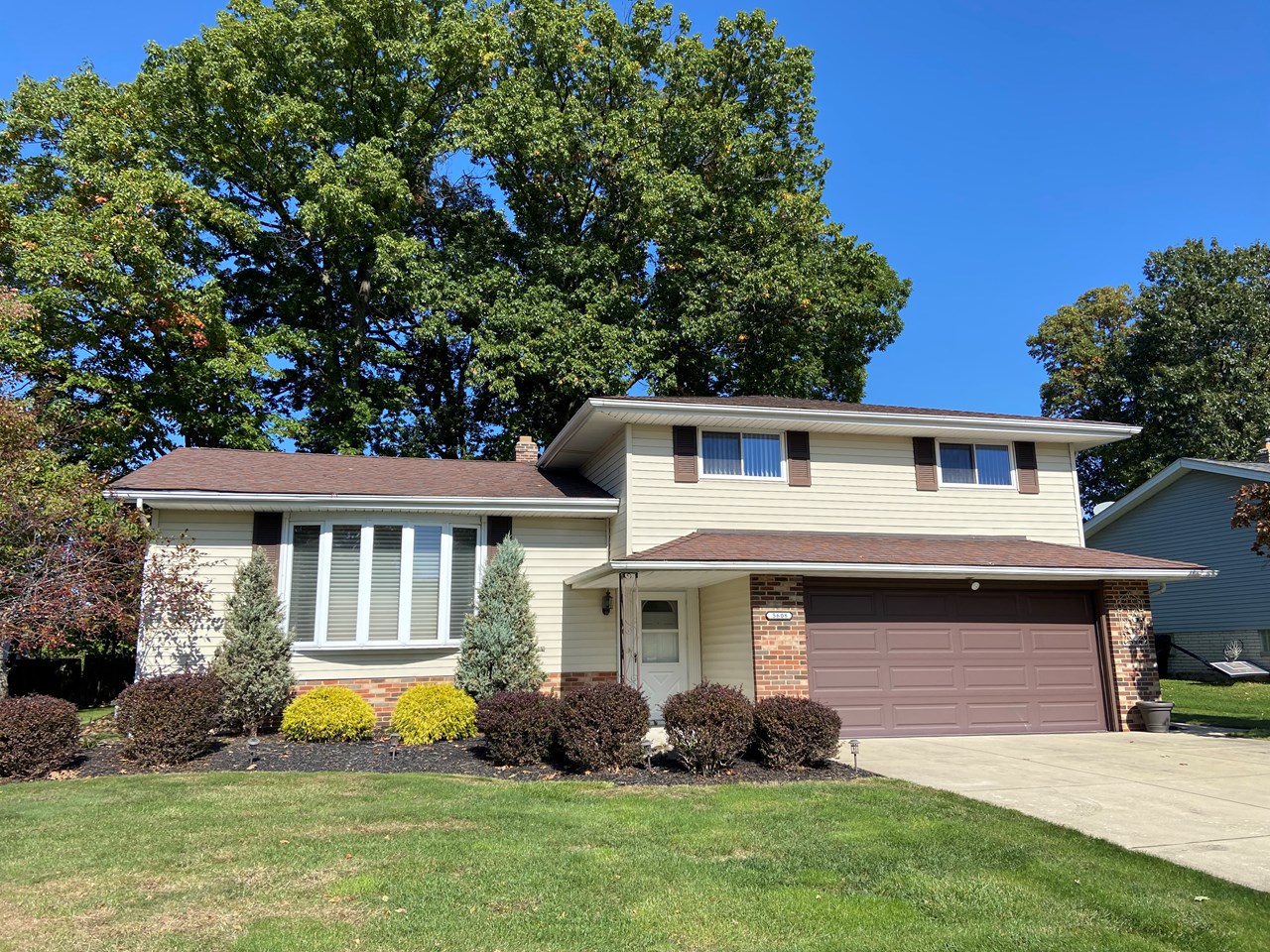 5608 Thoreau Dr.